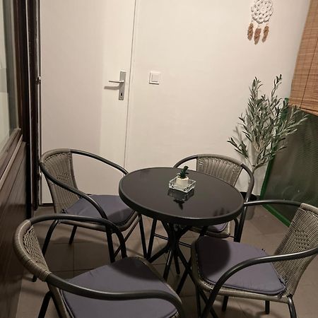 Rocco Apartment-Free Parking&Wifi ザグレブ エクステリア 写真
