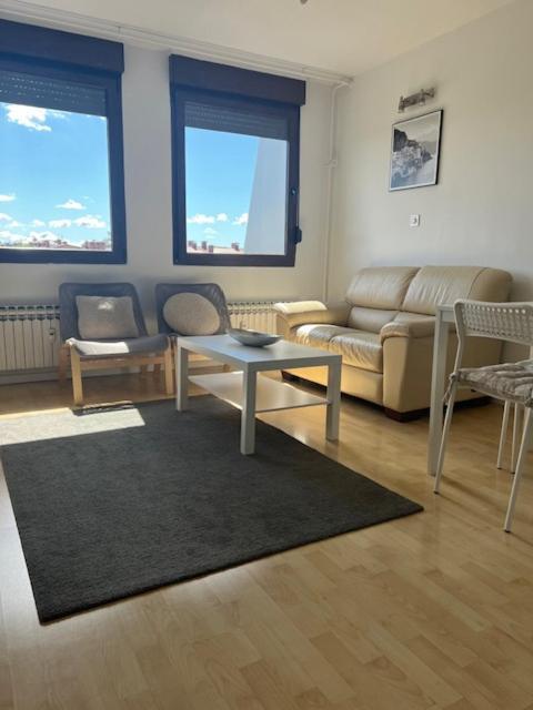 Rocco Apartment-Free Parking&Wifi ザグレブ エクステリア 写真